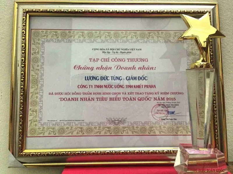 Dây chuyền lọc nước đóng bình praha 6
